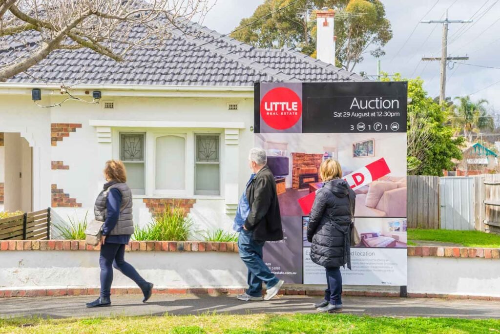 Survey: Only 12% of Aussie Property investors made real gains in 10 years. Here’s What They Did Differently