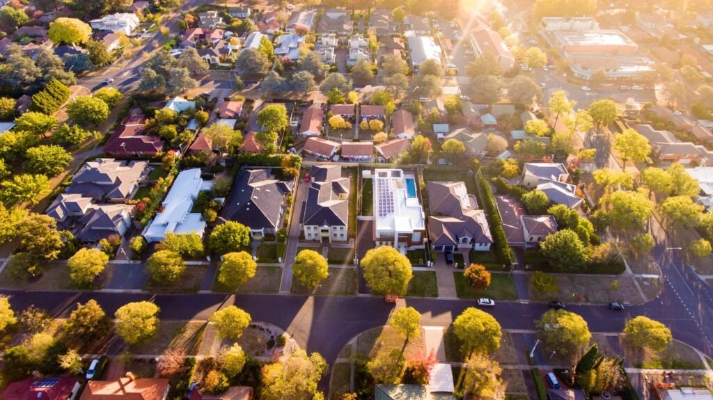 propcred-Two-speed property market widens as mid-sized capitals surge ahead | PropCred Research